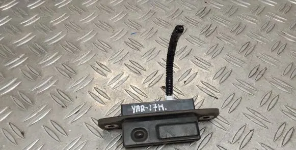 Toyota Yaris Tailgate opening switch 