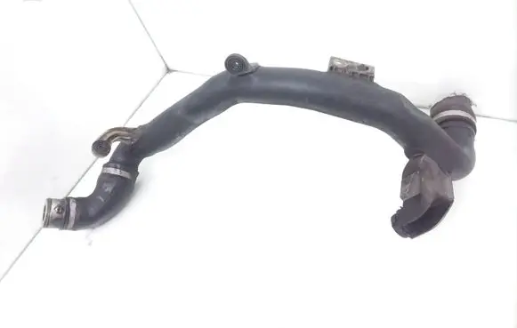 Volkswagen Golf V Intercooler hose/pipe 3C0145840H 038131111A