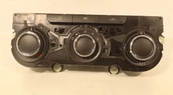 Skoda Octavia Mk2 (1Z) Interior fan control switch 3T0820047R