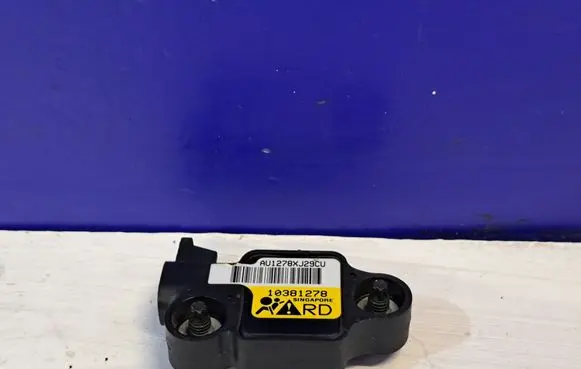 Chevrolet Tahoe Airbag deployment crash/impact sensor 10381278