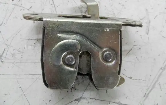 Mitsubishi Galant Tailgate/trunk/boot lock/catch/latch 