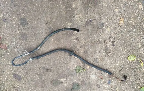 Audi A6 S6 C5 4B Power steering hose/pipe/line 