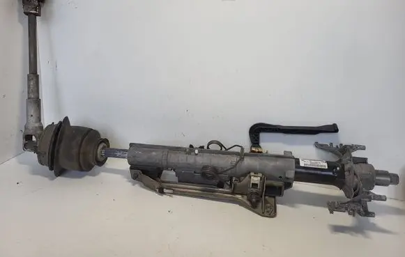 BMW 3 E90 E91 Steering wheel axle 6772295