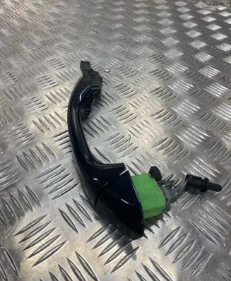 Audi Q7 4M Front door exterior handle 4M8837205B