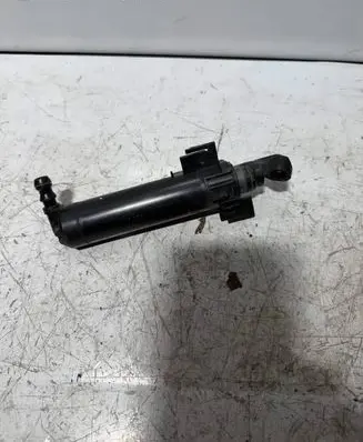Audi A4 S4 B8 8K Headlight washer spray nozzle 8K0955101B