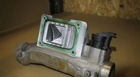 Volvo XC60 Throttle body valve 31331278 15564610713
