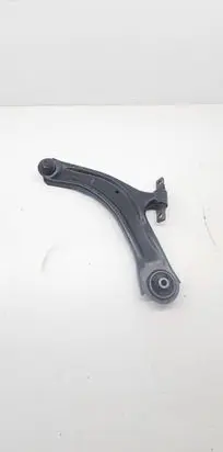 Nissan Qashqai Front lower control arm/wishbone 