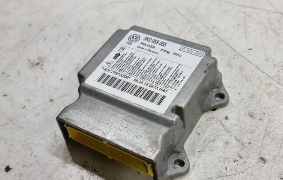Volkswagen Golf VI Airbag control unit/module 5K0959655