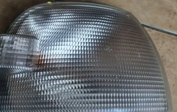 Front indicator light