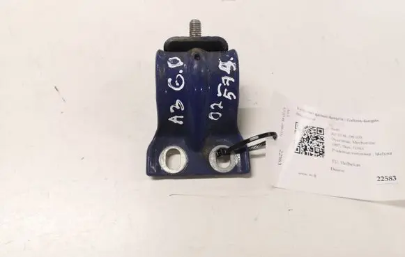Audi A3 S3 8L Tailgate/trunk/boot hinge 8D9827299