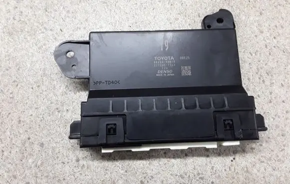 Lexus RX 450H Other control units/modules 8865048M10 2775007360