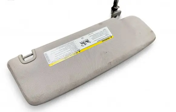 Chrysler Pacifica Sun visor