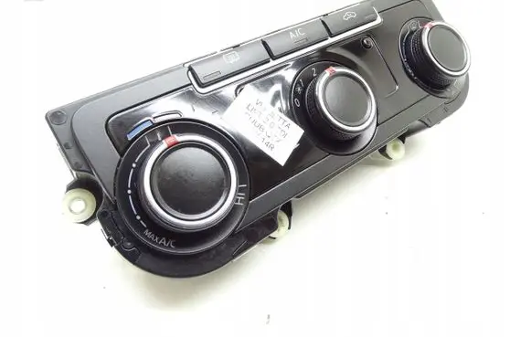 Volkswagen Scirocco Climate control unit 1K8907426