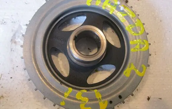 Mazda 2 Crankshaft pulley