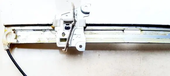 Sliding door window regulator with motor