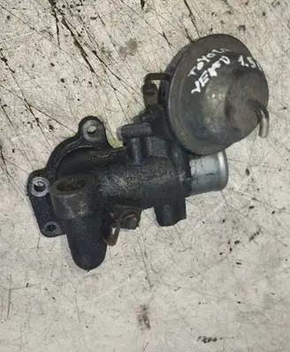 Toyota Yaris Verso Throttle valve 33010