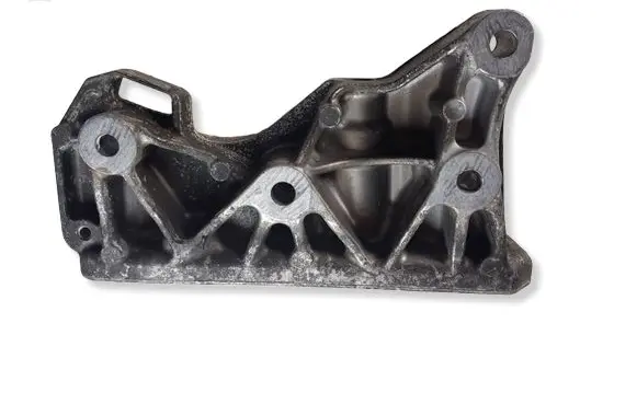 Mercedes-Benz CLA C118 X118 Engine mounting bracket A6542230004