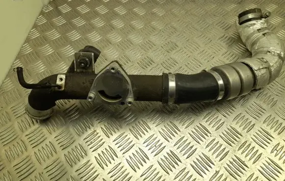 Hyundai Tucson TL Air intake hose/pipe 282522B740