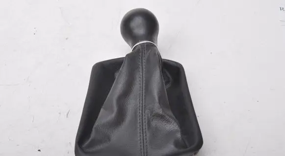 Seat Leon (5F) Gear shifter surround trim plastic 