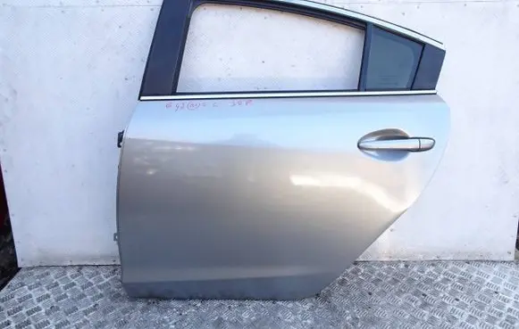 Mazda 6 Rear door