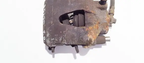 Volkswagen Golf VI Front brake caliper