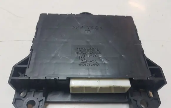 Toyota Prius (XW20) Other control units/modules 8865047050 1773007313