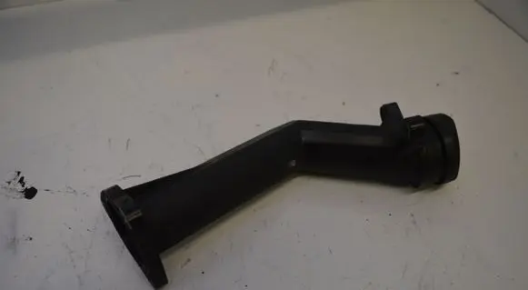 Mercedes-Benz A W168 Oil fill pipe A6680160029