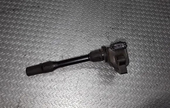 Mitsubishi Carisma High voltage ignition coil H6T12271