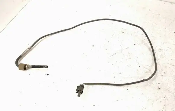 Mercedes-Benz B W245 Lambda probe sensor 0051539228 0071539128