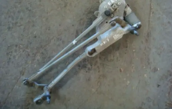 Ford Fiesta Front wiper linkage 