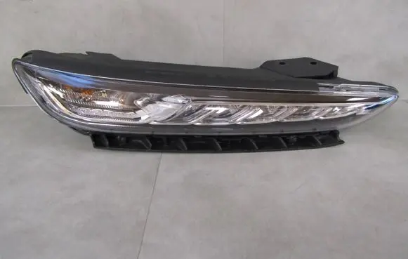 Hyundai Kona I LED Daytime headlight 92208J9000 J9000 92208