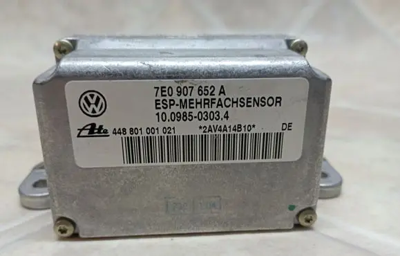 Porsche Cayenne (9PA) ESP acceleration yaw rate sensor 7E0907652A