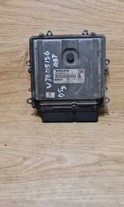 Volvo V70 Engine control unit/module 30729826