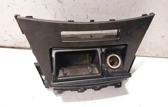 Toyota Avensis T270 Car ashtray 5880405100
