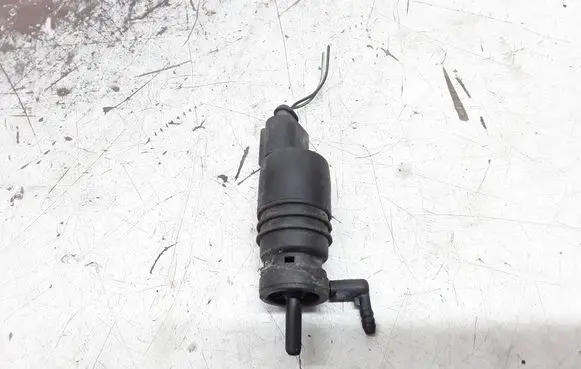 Audi A6 S6 C5 4B Windscreen/windshield washer pump