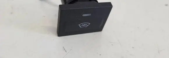 Ford Focus C-MAX Windscreen/window heater switch