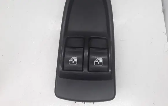 Iveco Daily 35.8 - 9 Electric window control switch NOCODE