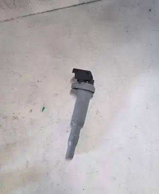 BMW 7 F01 F02 F03 F04 High voltage ignition coil 0221504800
