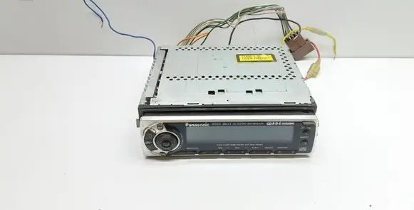 Radio/CD/DVD/GPS head unit