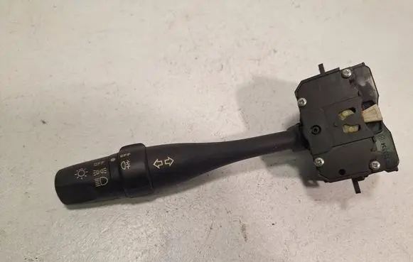 Nissan Primera Indicator stalk 54353334 36851A25A9