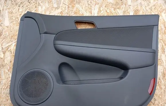 Hyundai i30 Front door card panel trim 823602R000