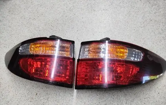 Toyota Previa (XR30, XR40) II Rear/tail lights set