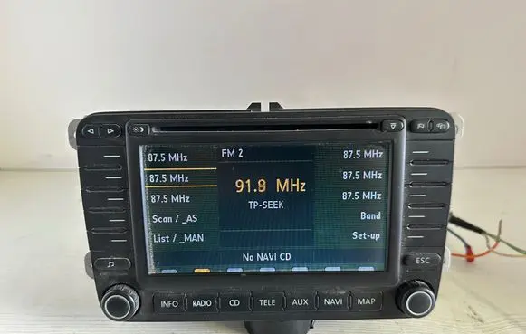 Skoda Octavia Mk2 (1Z) Radio/CD/DVD/GPS head unit 1Z0035194A 7612002037 SKZ1Z7G7219929