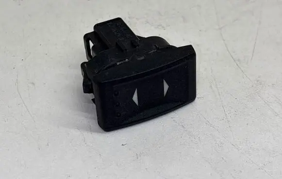 Ford Mondeo Mk III Electric window control switch 1S7T14529AB