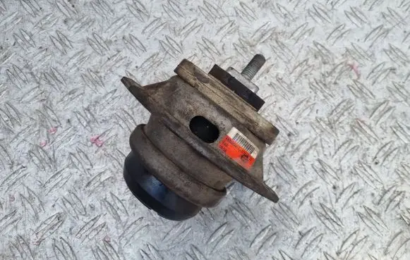 Land Rover Range Rover Sport L320 Engine mount bracket KKB500441G