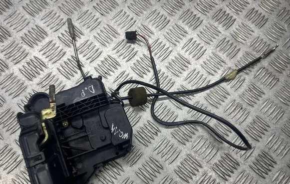 Mercedes-Benz E W211 Front door lock 004138112633 0010190977
