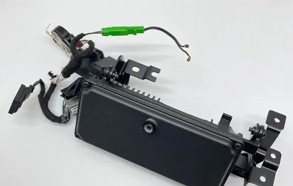 Windshield/windscreen camera