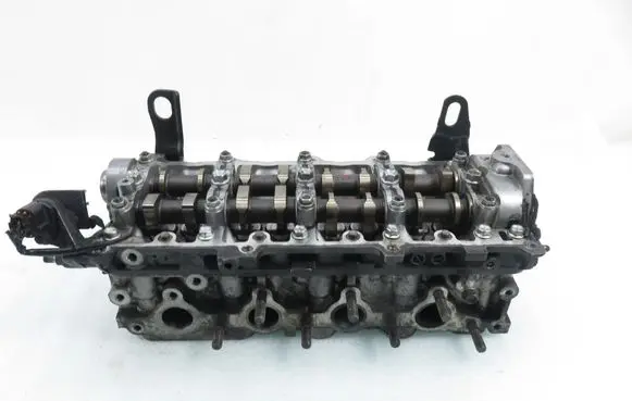 Opel Astra H Engine head 
