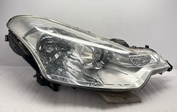 Citroen C-Crosser Headlight/headlamp P7143R