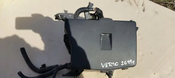 Toyota Verso Fuse box set